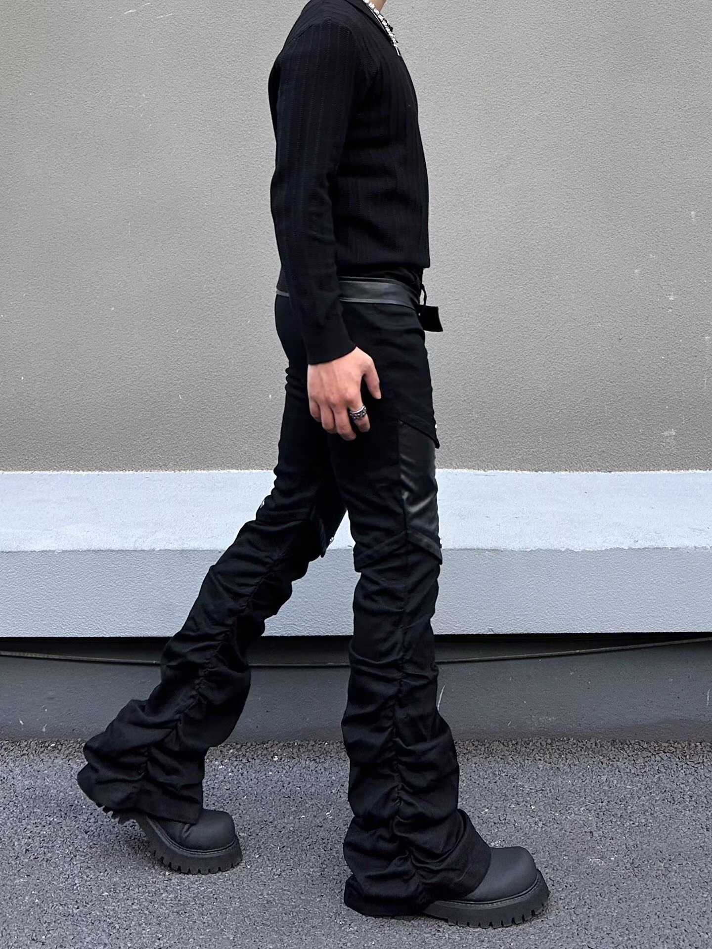 Men's Retro Washed Distressed Cleanfit Jeans Slightly Flared Slimming Black High Street Style American Vibe Curved Pants_mkmklike.com