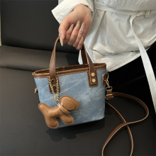手提包包女2025新款小清新单肩包斜挎包时尚小众水桶质感休闲女包