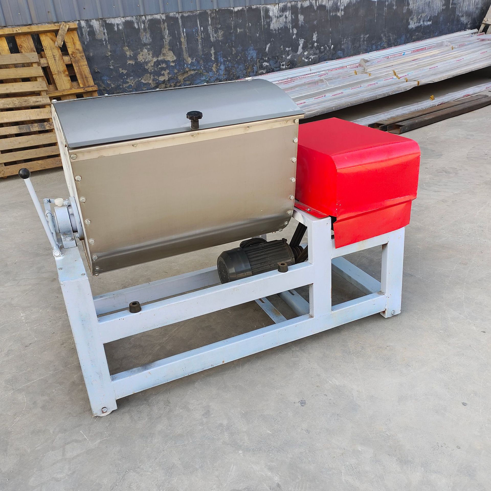 供应不锈钢和面机 商用和面机小型和面机 带减速机的和面机