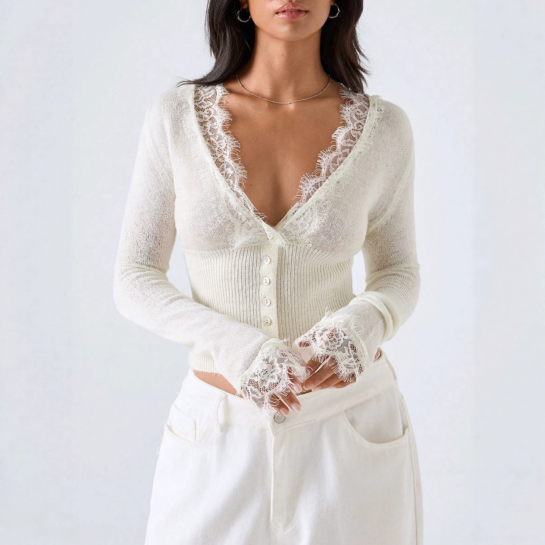 Cross-border 2026 autumn new collection: European and American style women’s V-neck, sexy lace-trimmed, button-down, slim-fit, long-sleeved knit T-shirt