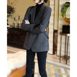 连衣裙;时尚休闲套装;女式针织衫