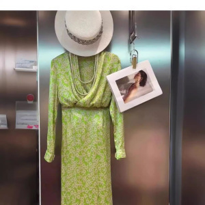 Beautiful Green Floral dress Women's Summer Workplace Light Mature Style Women's Dress for Formal Occasion