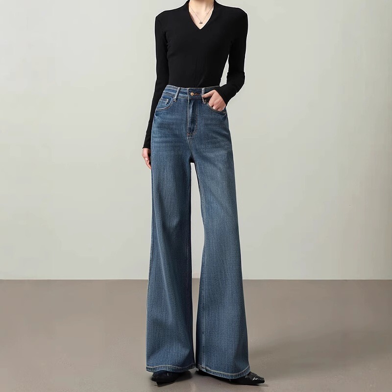 Yellow Floral Slim-Fit Butterfly Blue Wide-Leg Flared Jeans for Women, Stylish Office Style, Slimming, Versatile, Trendy