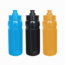 ܇꠰�����܇ˮ�ع�·ɽ��܇�T��ˮ���\���ܲ�ˮƿ750ML�羳���N