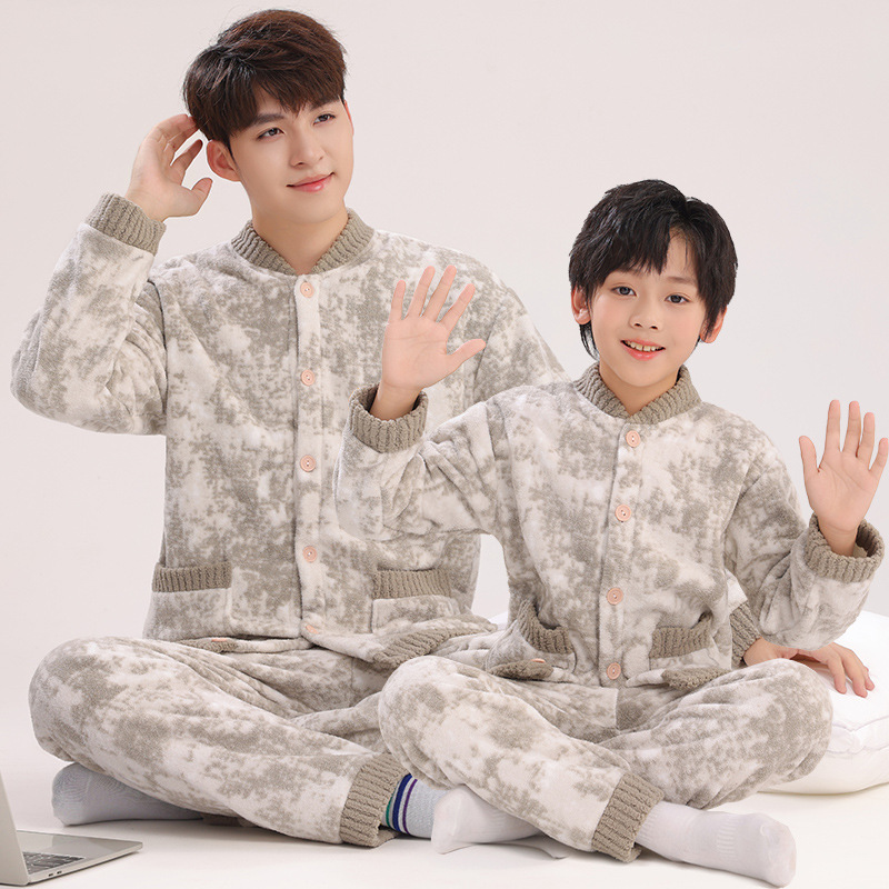 Jacket collar green camouflage