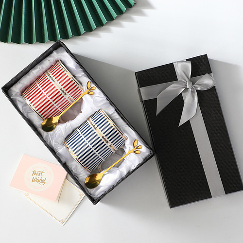 Bone China Practical Gift Ceramic Cup Couple Pair Nordic Style Mug with Spoon Creative Souvenir Cup Wholesale