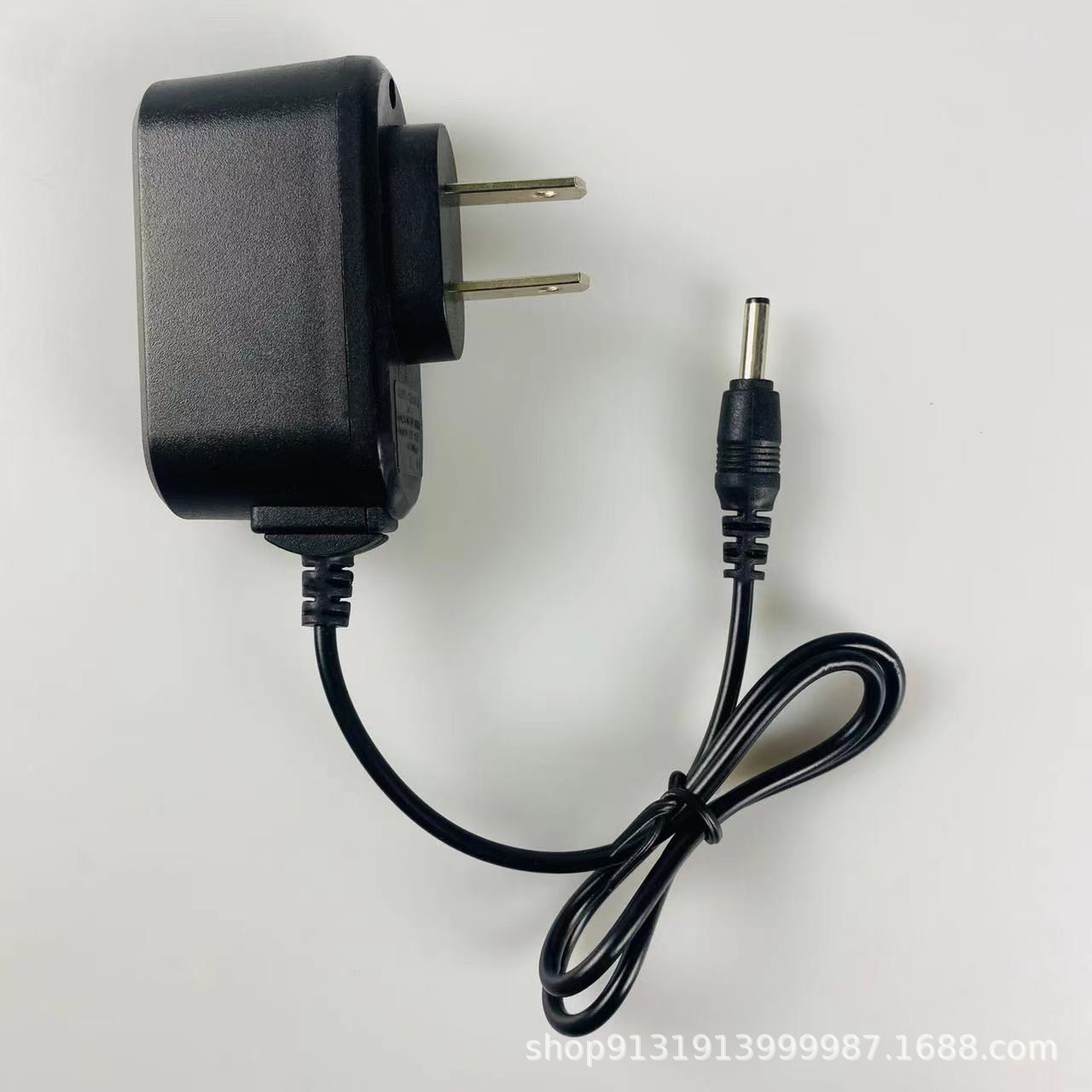 头灯4.2V1000MA18650锂电池并联充电器充满自停 头灯钓鱼灯充电器