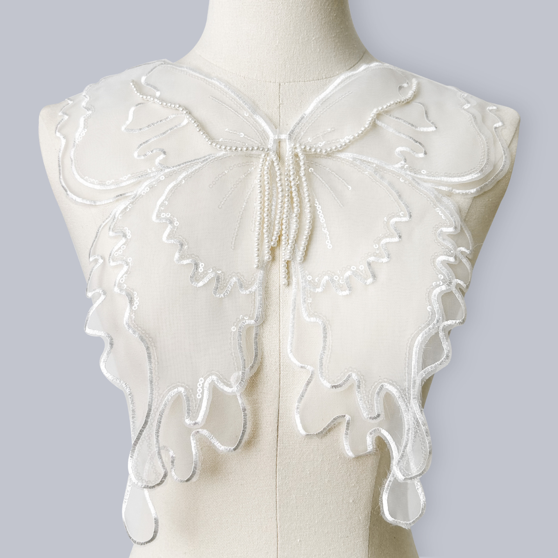 Parches de tela con bordado de encaje en stock, apliques de mariposa para ropa, accesorios para tocados, correas, decoración para camisones y vestidos.