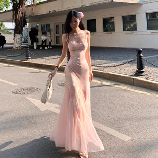 ��ʽ��ɫ�黨�W�������B��ȹŮ�ļ�2025�꺣߅�ȼ����������Lȹ��