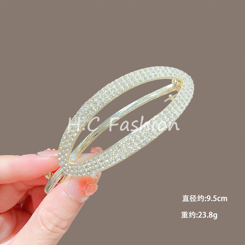 타원형 트위스트 클립 골드