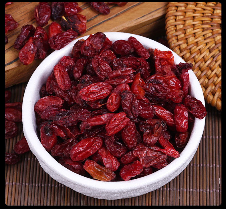 Shan Zhu Yu (Cornus officinalis) — Dried Pitted Dogwood Fruit, Qinling Origin Food Herb for Tea in use