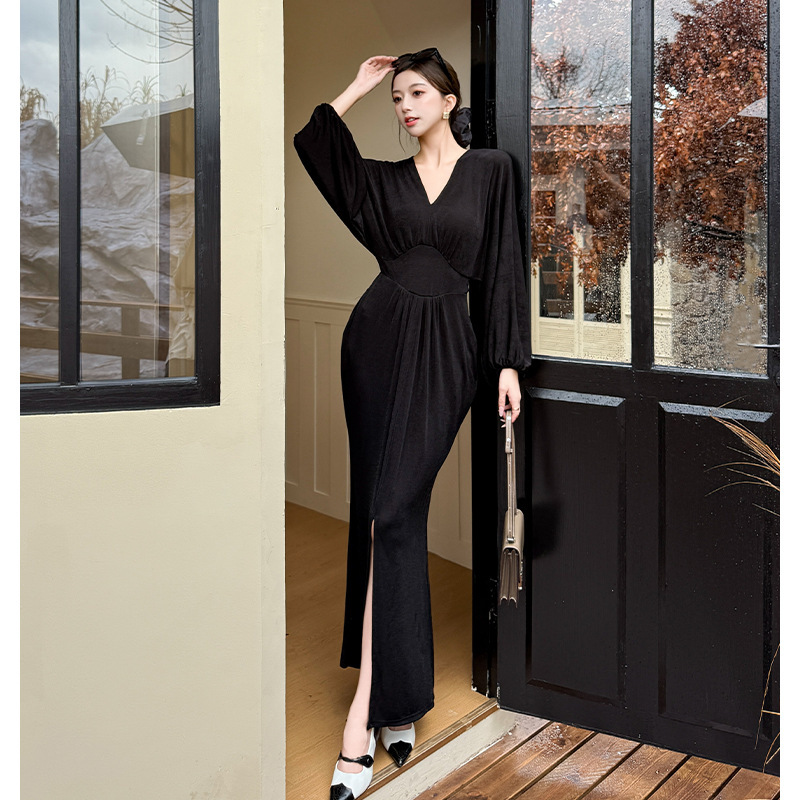 宴会高级感礼服黑色修身连衣裙高腰长袖V领法式优雅修身显瘦长裙|undefined