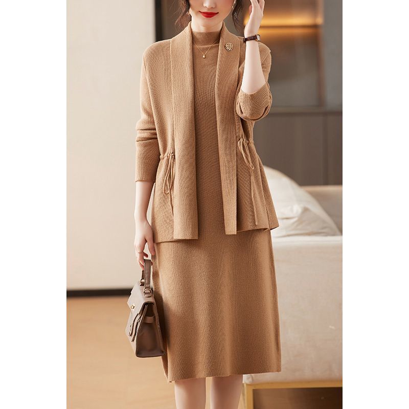 妈妈春装套装洋气针织连衣裙两件套中年女士春秋阔太太开衫打底裙