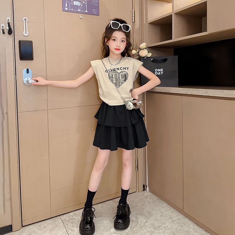 Cotton stretch top with shoulder pads + four-way stretch skirt with lining. Stylish new summer two-piece set for girls.