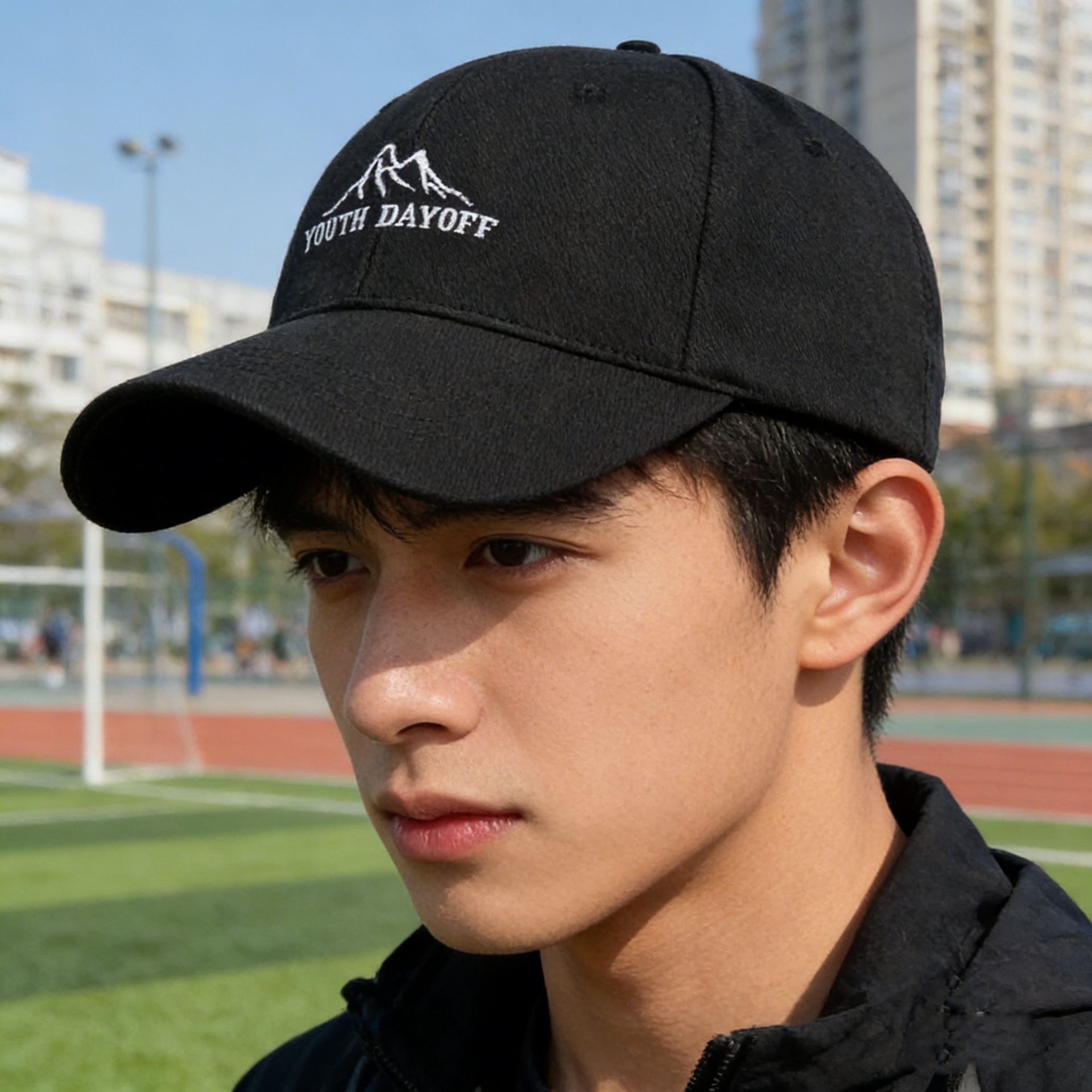 Ganzjahres-Baseballkappe aus Baumwoll-Twill mit besticktem Berggipfelmotiv, modisch und schlicht, mit Entenschnabelform, lässiger Sonnenhut für draußen._voghion.com