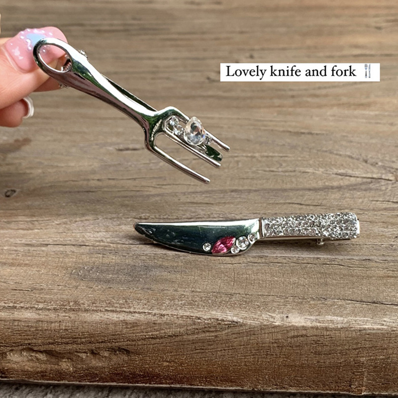 Taiku personalità piccante coltello carino e forchetta forcina capelli spezzati frangia laterale metallo liquido fermaglio a becco d'anatra accessori per capelli copricapo_voghion.com
