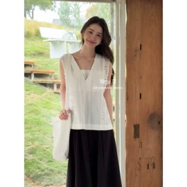 吊带背心;连衣裙;休闲裤