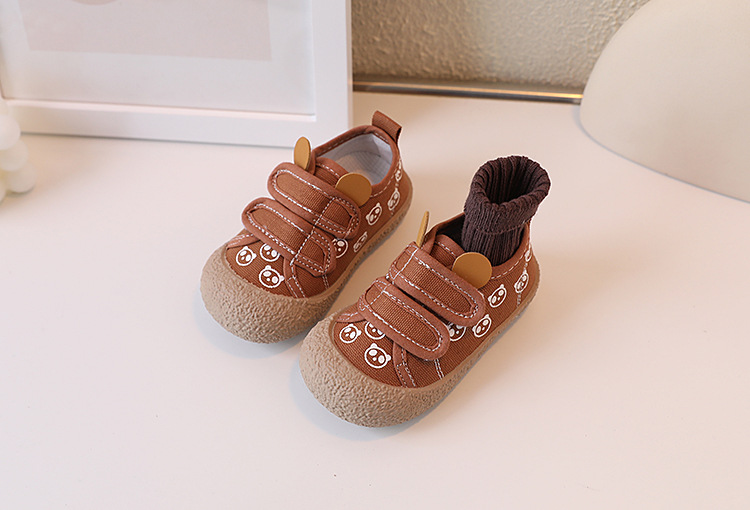 Korean version cute cartoon children's canvas 2023 Spring and Autumn new trendy boys' biscuit shoes, girls' casual shoes_voghion.com