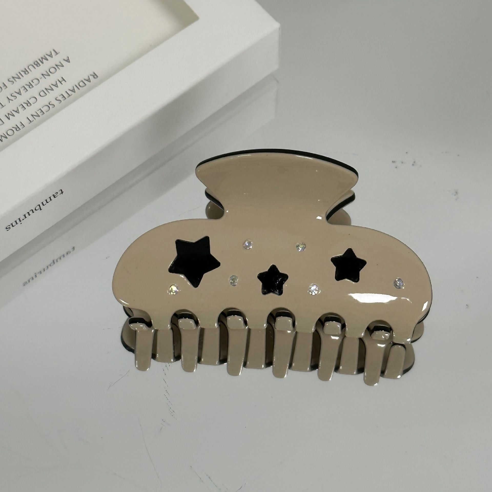 Millennium-kuuma tyttö ~ y2g makea viileä tähtiasetaattiote naispuolinen ranskalainen tyyli korkea tunne selkänoja pään nuttura hainklipsi hiuskoristeet_voghion.com