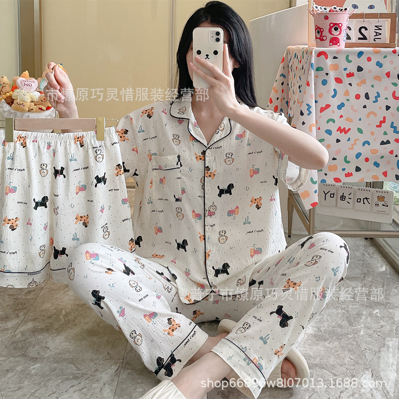 Pequeño pijama de corazón de melocotón para mujeres tres piezas de verano nubes de algodón se puede usar pantalones de manga corta para estudiantes de dibujos animados ropa para el hogar