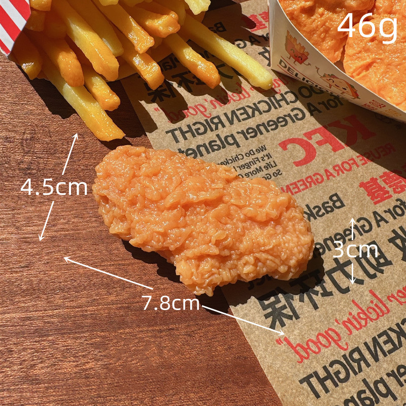 Venta al por mayor de fábrica de modelos de comida realistas: papas fritas, muslos de pollo, alas, garras de cangrejo estilo Orleans, modelos de comida frita, accesorios realistas de alta calidad.