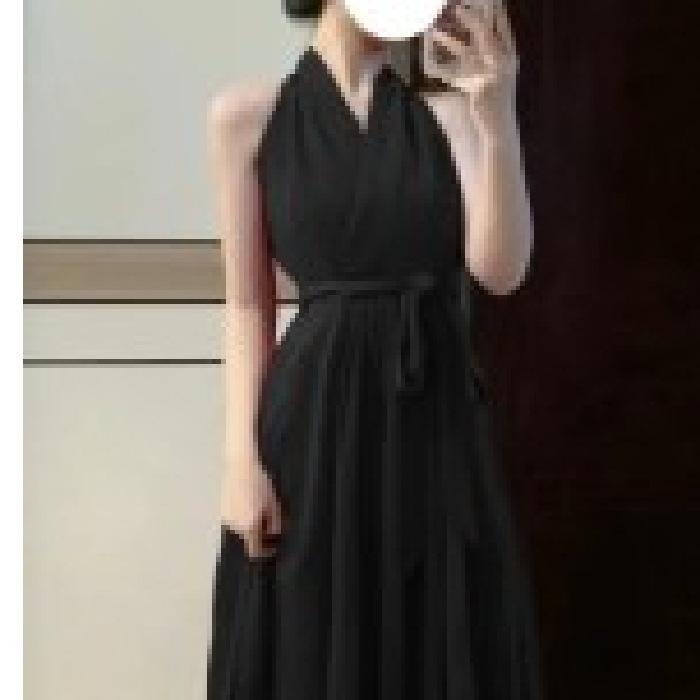 纯欲风红色挂脖连衣裙女2025早春新款a字御姐收腰绑带修身中长裙|undefined