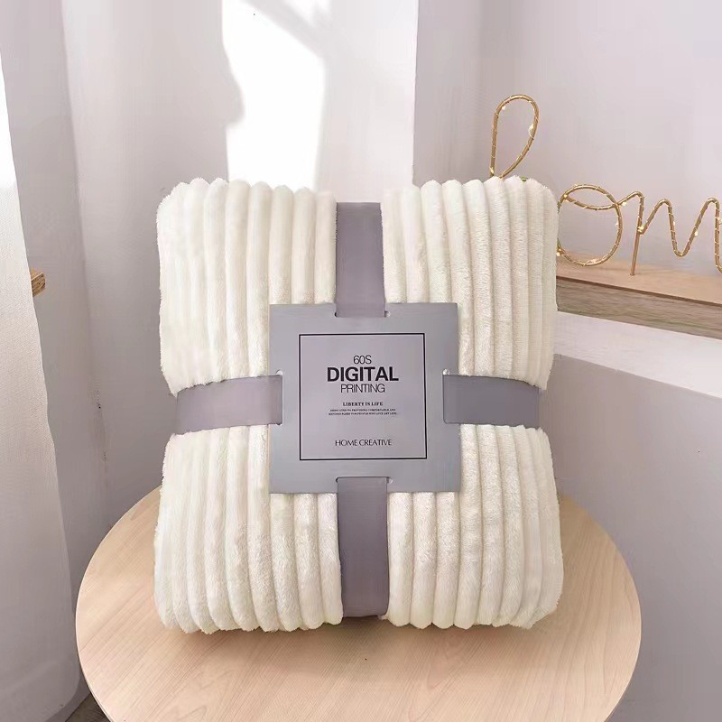 Cross-border exclusive flannel drawstring blanket for export, solid color office nap blanket air conditioner cover blanket gift small blanket