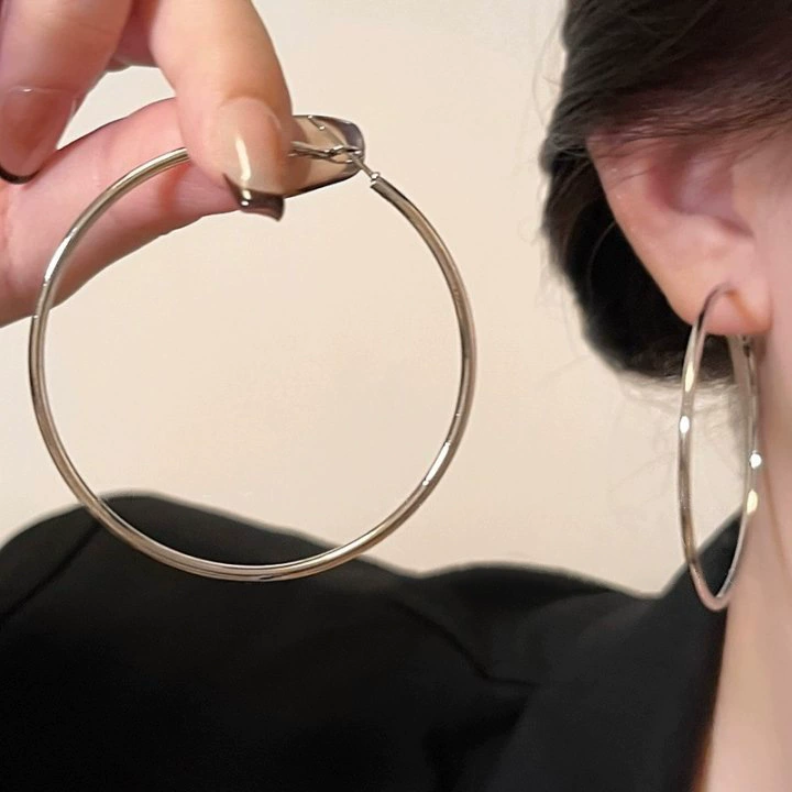 Серебряная игла, дизайн серьги, стиль легкой роскоши, стиль высокого качества, оптом