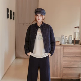 女式T恤;棉衣;女式衬衫