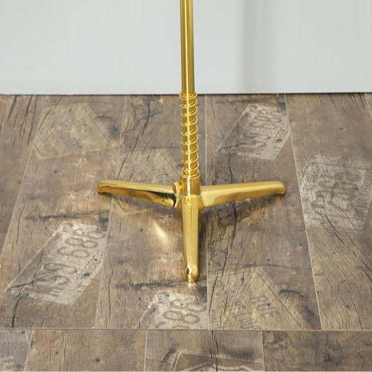 Modelo de tela de medio cuerpo base madera maciza metal tienda de ropa accesorios de plataforma para hombres y mujeres placa cuadrada trípode rueda universal