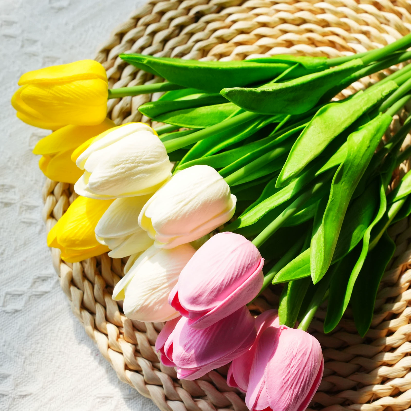 Высококачественные искусственные цветы с увлажняющим эффектом, украшение для дома, обеденный стол в гостиной, реквизит для фотографий, искусственные цветы из полиуретана, тюльпаны.