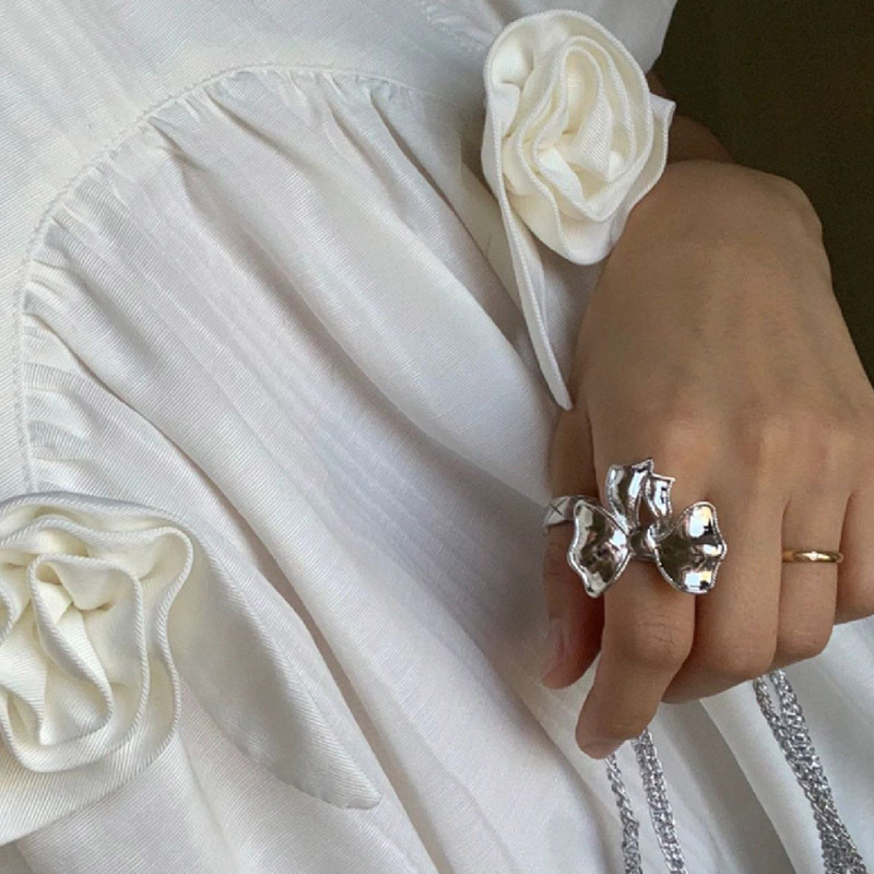 Brand design adjustable ring with bow