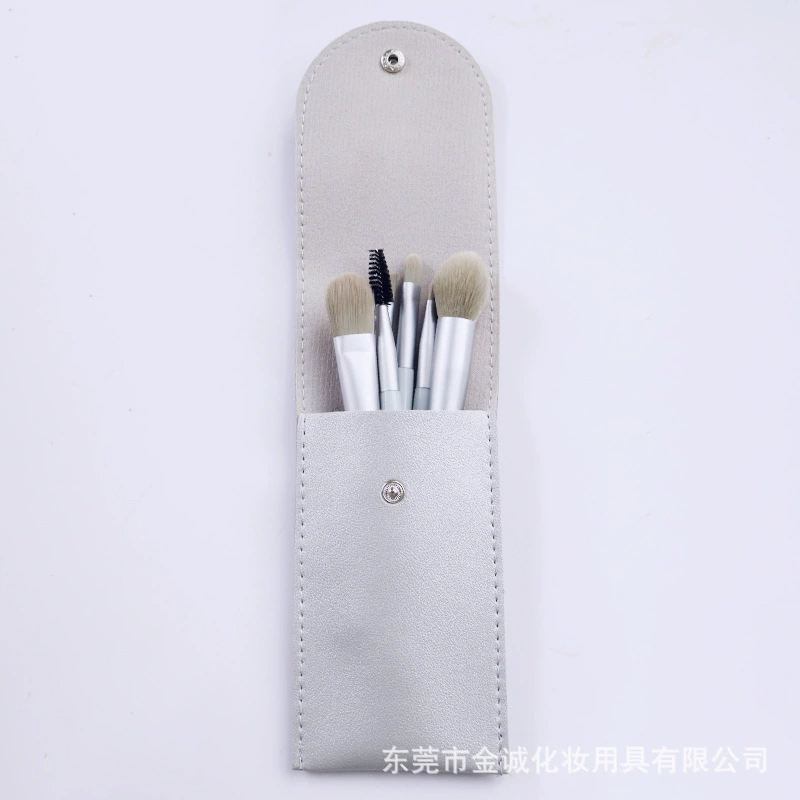 Small brush, handheld soft makeup primer, 8 pieces