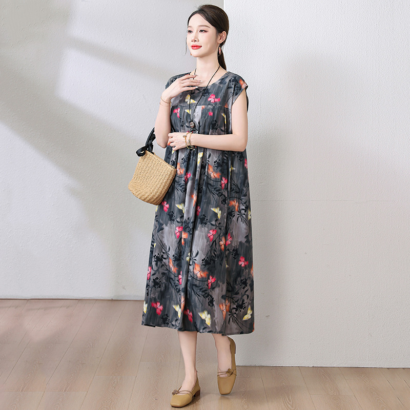 お母さんの綿のシルクのワンピースの半袖の中で老年の夏服の大きいサイズの婦人服は太ってゆったりしている人工綿のスカートの女性をプラスします。|undefined
