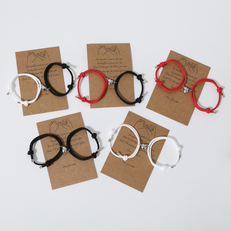 European and American Simple Alloy Heart Magnets Attract Each Other Couple Bracelets, a Pair of Men's and Women's Bracelets, Jewelry Wholesale, Foreign Trade Exclusive