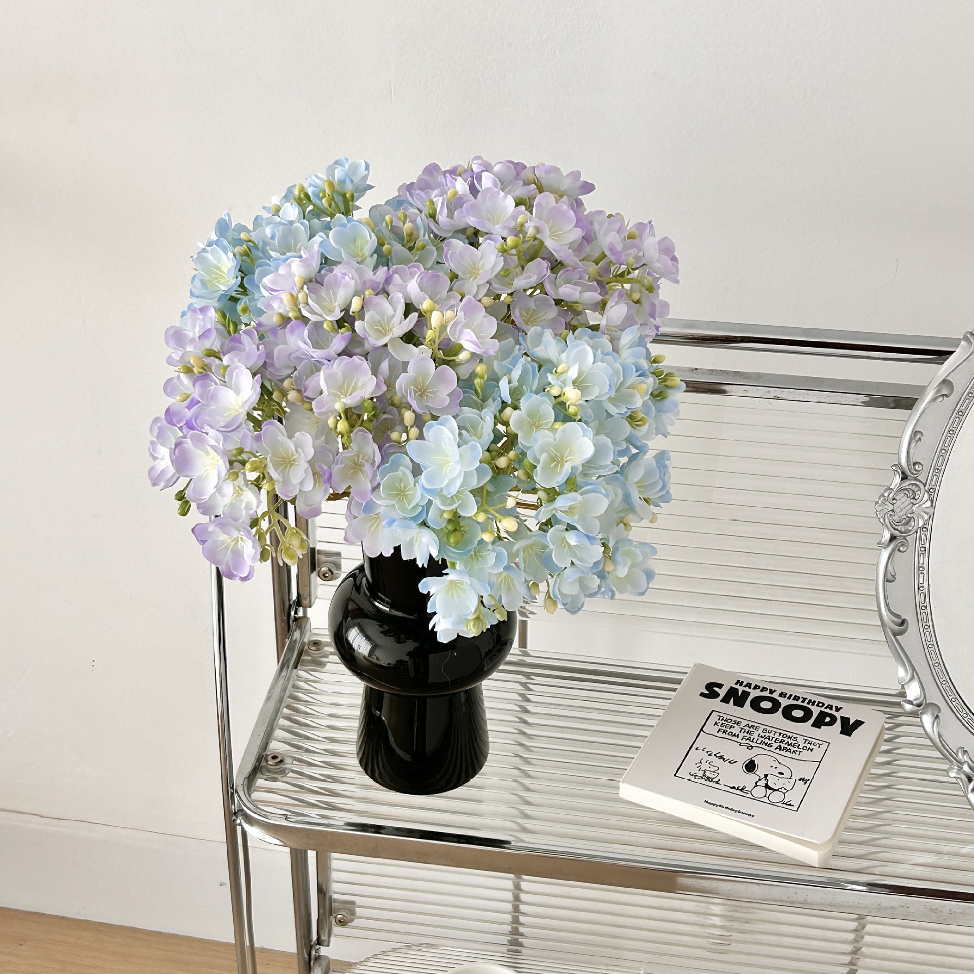 Pequeño ramo fresco, ramo de jazmín, flores artificiales, muebles de flores falsas, arreglos florales, mesa de comedor, decoración floral, accesorios fotográficos