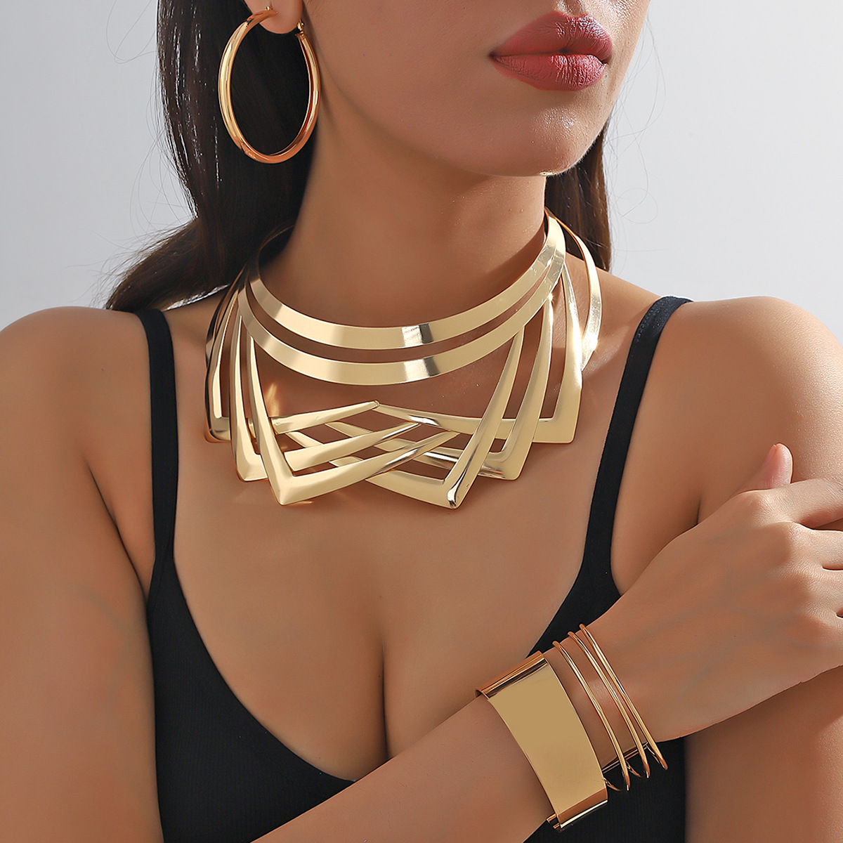 Women's Gender Retro Geometric Metal Plating Gold Plated Women's Necklace