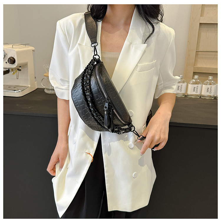 Super Hot Chest 2024 Nuova Moda Coreana Stile Occidentale Catena Donna Vita Larga Cinghia Monospalla Tracolla_voghion.com