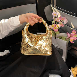 小众个性女士复古欧美手提包2025新款时尚白领法式高级手拎编织包