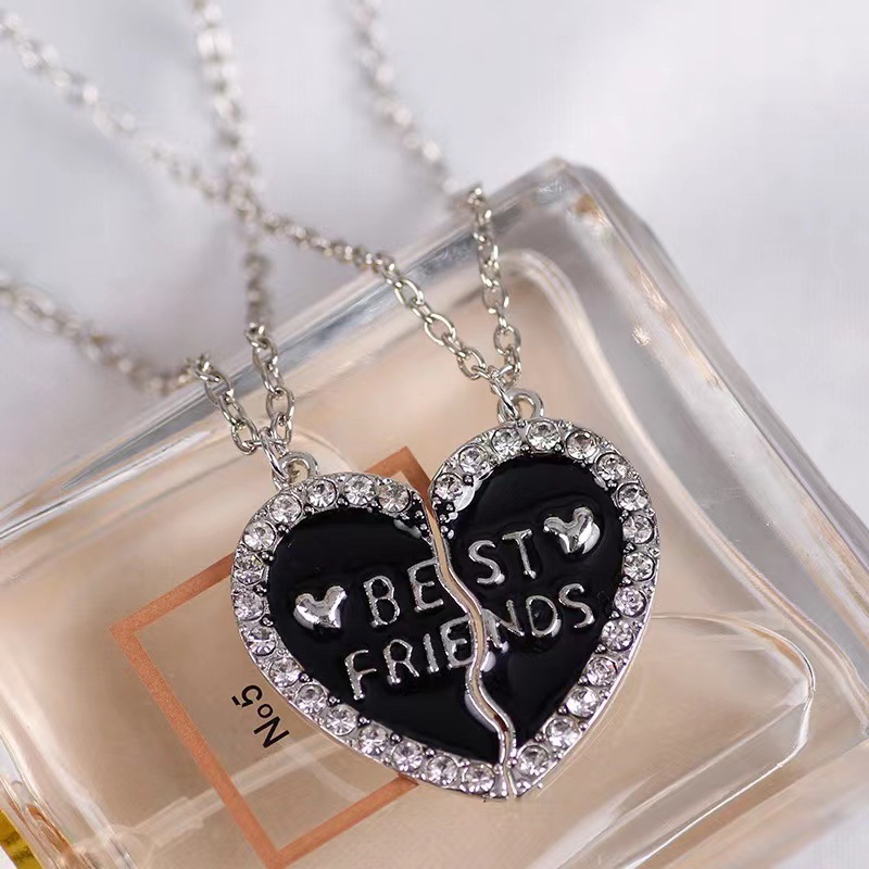 New girlfriends love splicing two people collarbone necklace a good friend friendship pendant girl student day gift