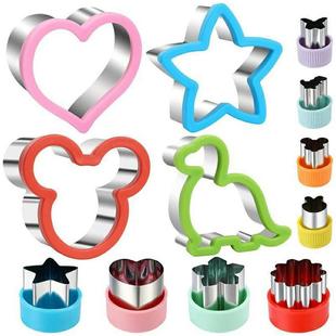 Wholesale 12 Piece Set Sandwich Mold Heart Shaped Toast Bread Mold Fruit and Vegetable Embroider Lunch Rice Balls Printing Mold