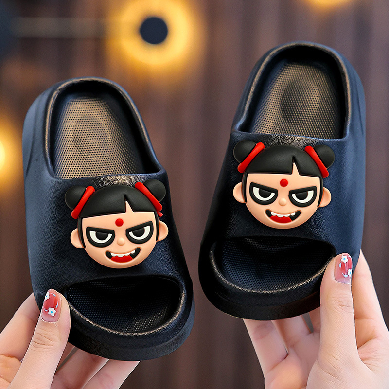 Nezha pantuflas zapatillas para niños verano nuevo estilo dibujos animados fondo suave interior bebé zapatos de playa sandalias