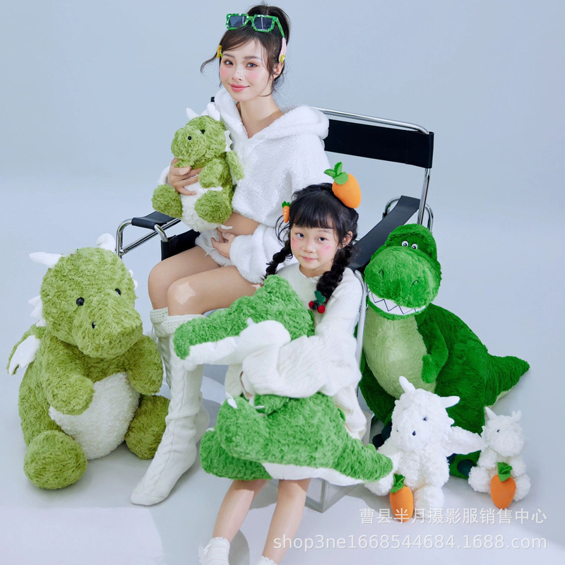 Studio new autumn and winter pregnant women photography new year theme art photo white sweater pregnant mommy photography clothing