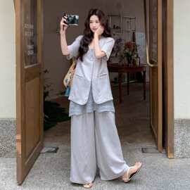 蓝色韩系老钱风短袖西装套装女夏季2026新款气质背心阔腿裤三件套