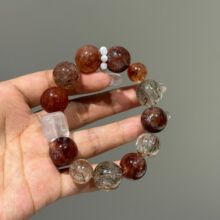 ��Ȼ�ڽ���ˮ����机ڽ𳬼t�z����������`����Ů���ִ��ٴ�