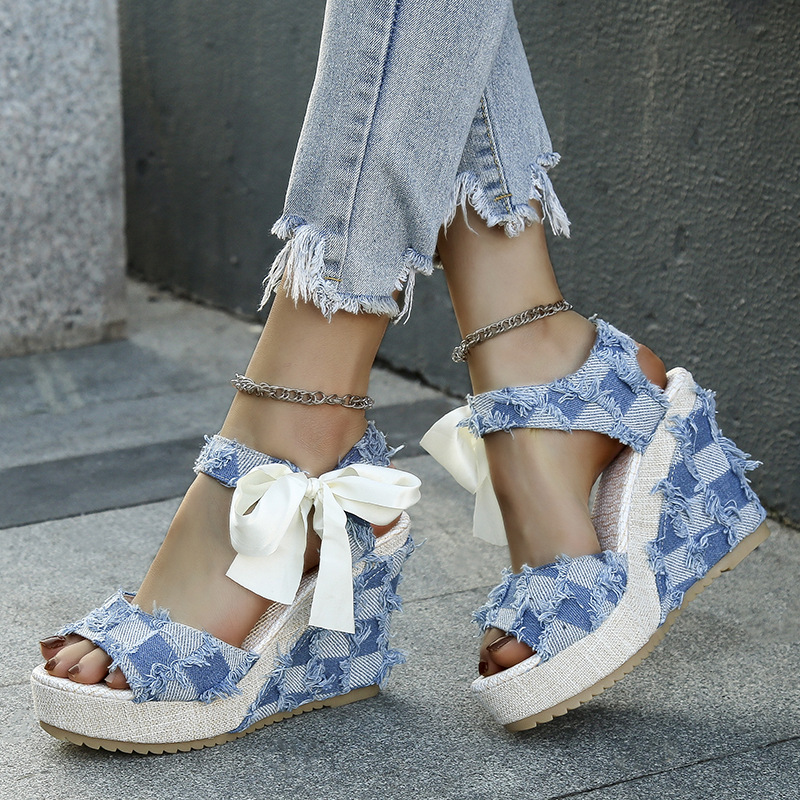 Fashionable sandals wedge heel with bow with shoelaces heels…