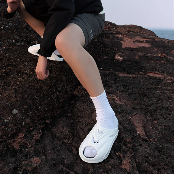 New Sports Slippers Outer Wear Motorcycle Slippers Men's Non-slip Thick Bottom Beach Basketball Outdoor Slippers Women's Summer