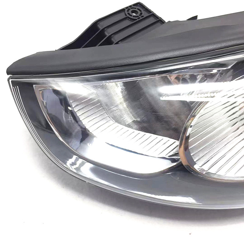 Applicable to 09-12 Beijing Hyundai iX35 headlight assembly old iX35 headlight head lighting original