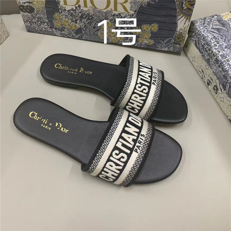 外贸D家拖鞋女经典款提花刺绣夏季沙滩外穿一字型女式拖鞋出货快|undefined