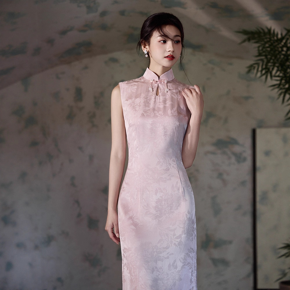 Improved New Chinoiserie Pink Sleeveless Cheongsam for Women 2025 Summer New Engagement Dress with Elegant and High-End Style for Young People